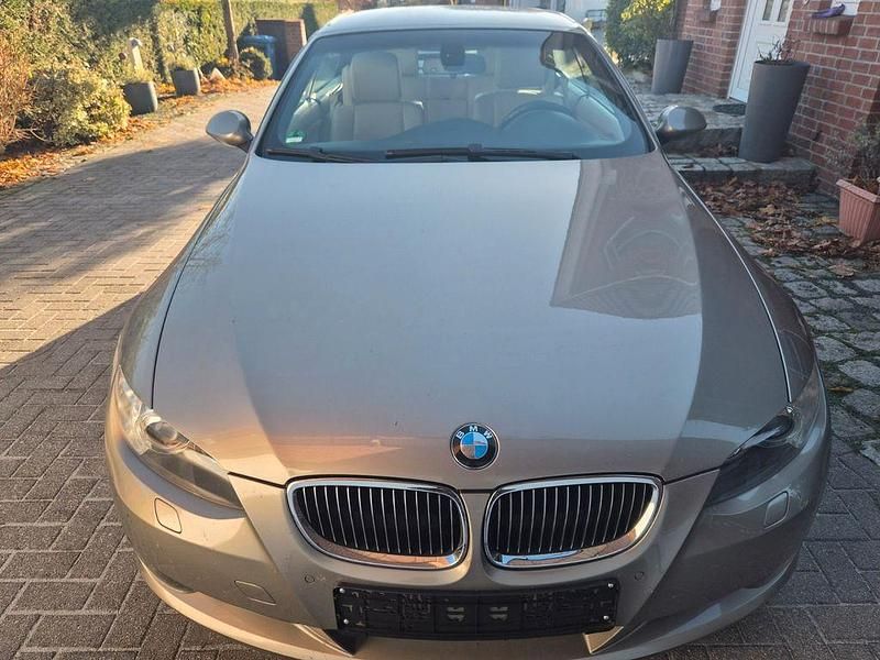 Beige Gebraucht 2007 BMW 325 Cabriolet Sport Line Cabrio | 10.999 € (Fairer Preis) - Bild 1/4