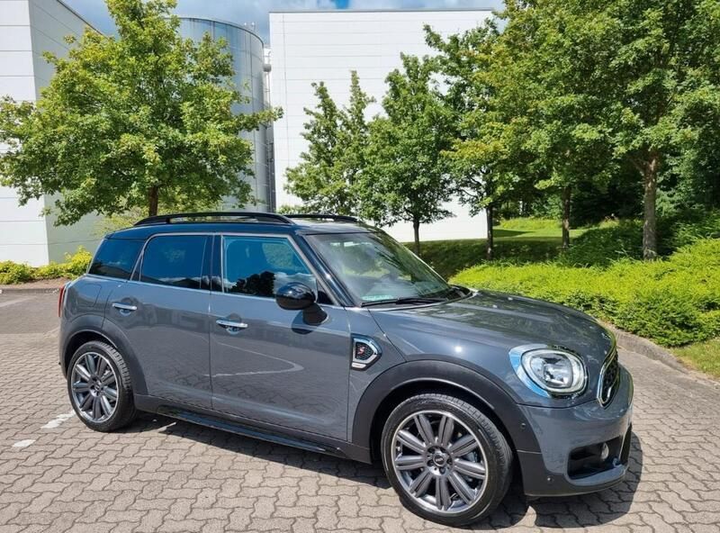 Grau Gebraucht 2018 Mini Countryman Chili SUV | 22.900 € - Bild 1/4