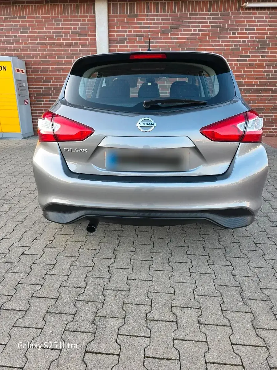 Gebraucht Nissan Pulsar 116 PS (85 kW) 2017 Grau Kleinwagen