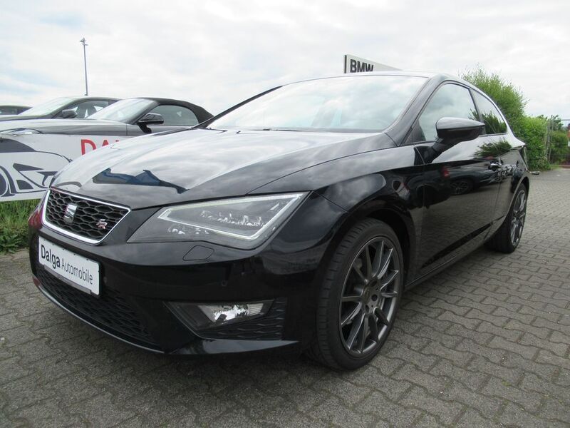 Schwarz Gebraucht 2014 Seat Leon SC FR Kleinwagen | 7.990 € (Fairer Preis) - Bild 1/4