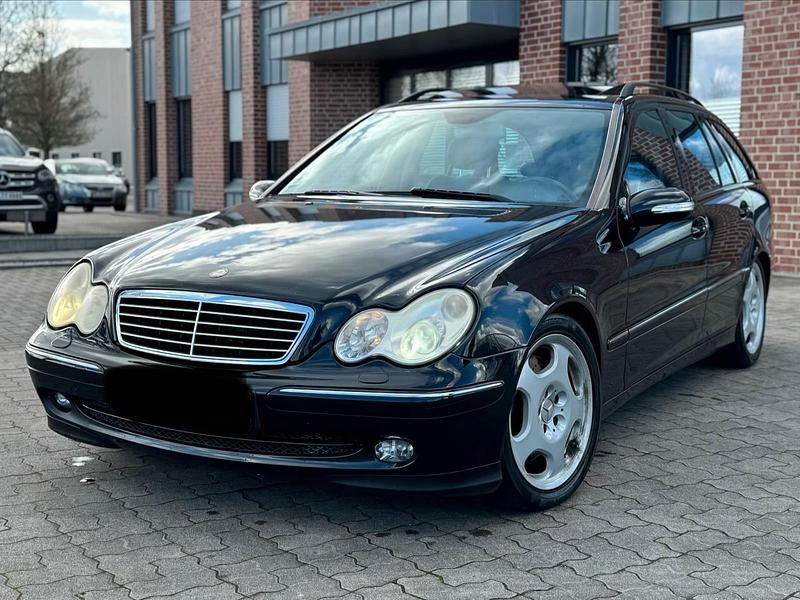Gebraucht Mercedes C320 218 PS (160 kW) 2003 Schwarz Kombi