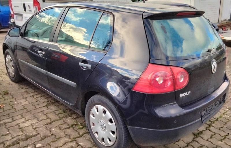 Gebraucht VW Golf IV 90 PS (66 kW) 2004 Schwarz Limousine