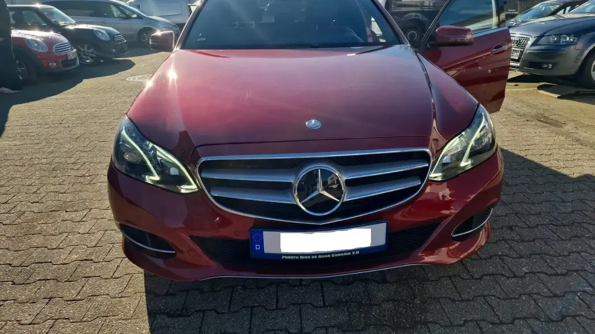 Gebraucht Mercedes E350 252 PS (185 kW) 2013 Rot Kombi