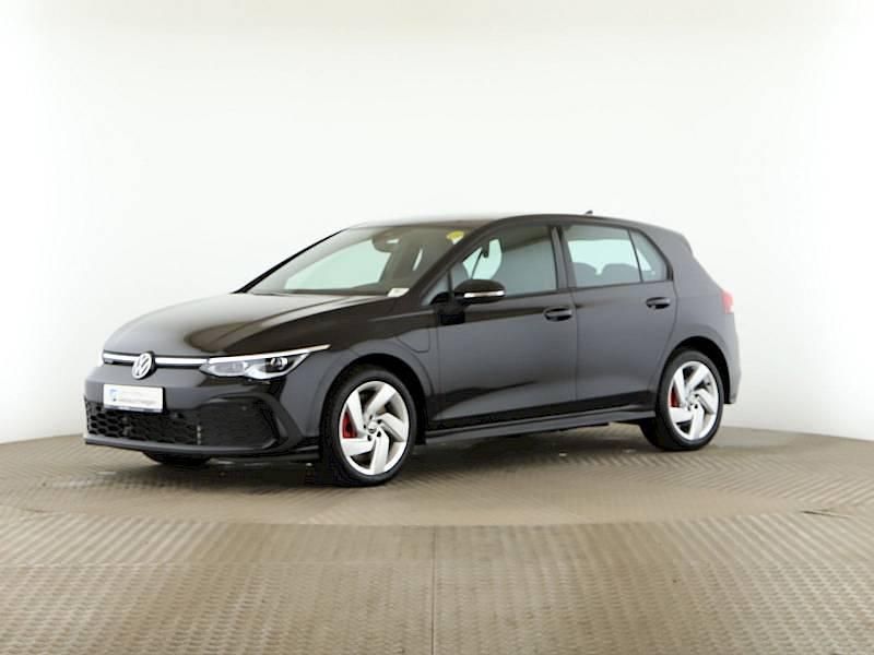 Deep black perleffekt Gebraucht 2021 VW Golf VIII GTE Limousine | 22.920 € (Guter Preis) - Bild 1/3