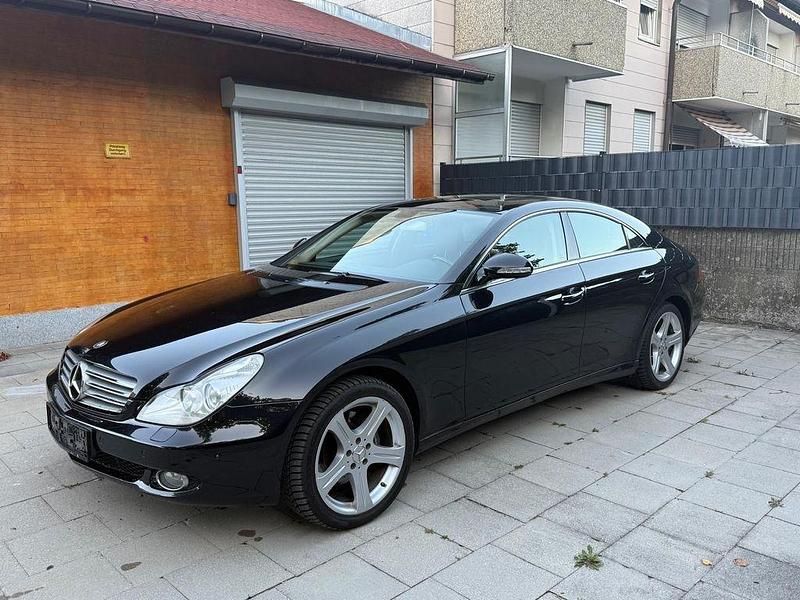 Schwarz Gebraucht 2004 Mercedes CLS500 Limousine | 7.990 € (Superpreis) - Bild 1/4