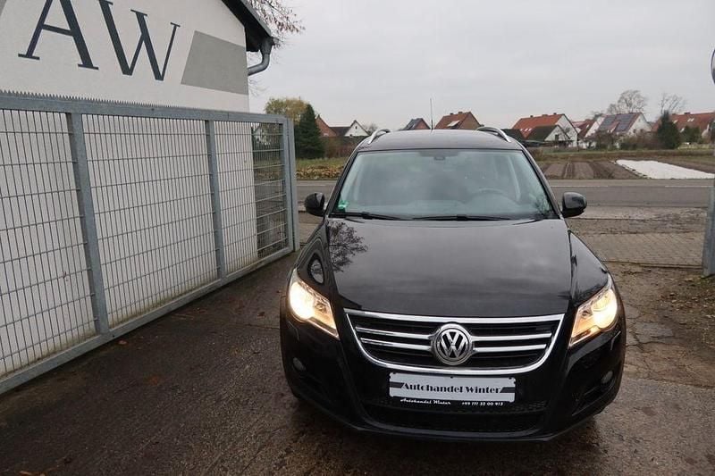 Gebraucht VW Tiguan Team 150 PS (110 kW) 2010 Schwarz SUV