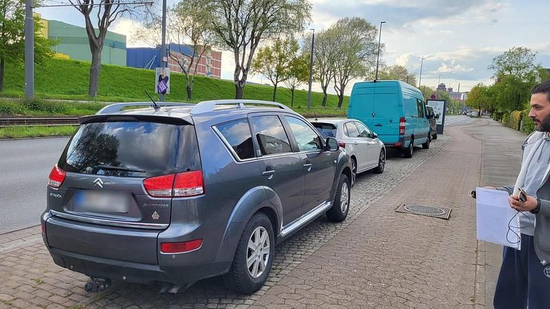 Gebraucht Citroën C-Crosser 156 PS (114 kW) 2009 Grau SUV