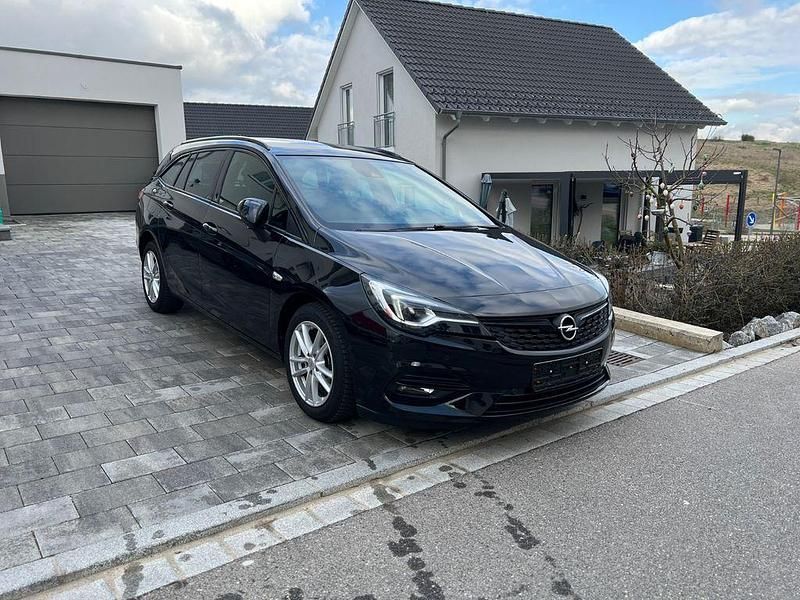 Gebraucht Opel Astra Ultimate 122 PS (89 kW) 2021 Schwarz Kombi