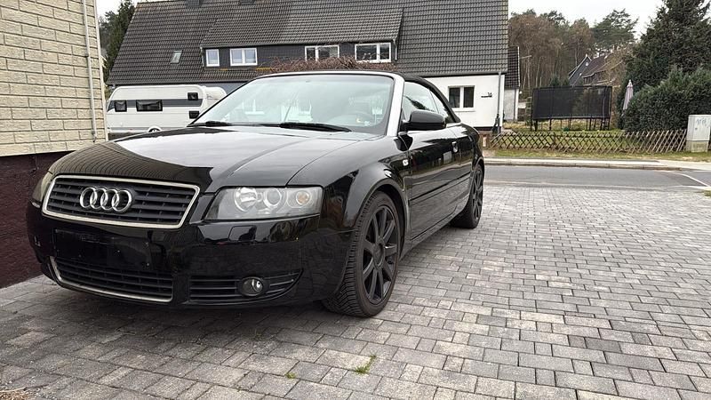 Gebraucht Audi A4 Cabriolet 163 PS (119 kW) 2003 Schwarz Cabrio
