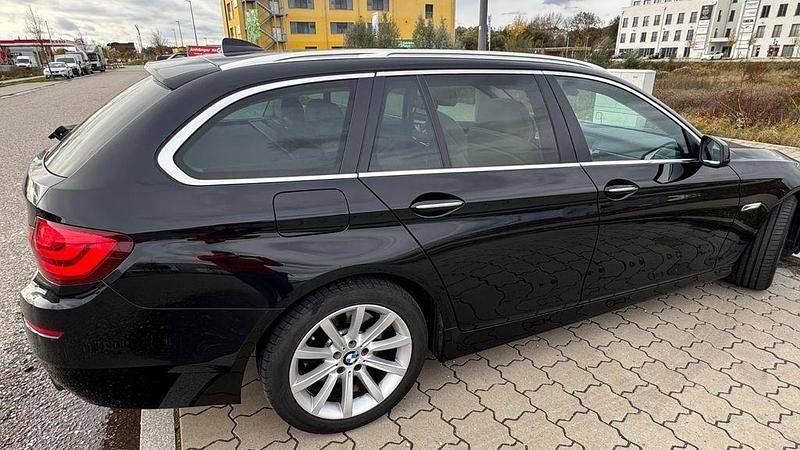 Gebraucht BMW 535 313 PS (230 kW) 2012 Schwarz Kombi