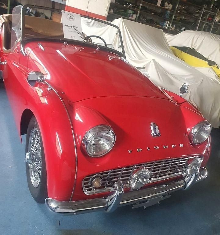 Gebraucht Triumph TR3 95 PS (69 kW) 1959 Rot Cabrio