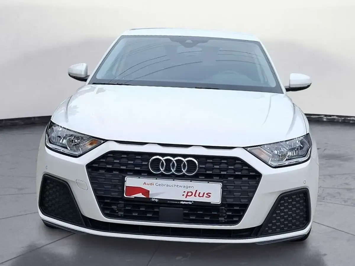 Gebraucht Audi A1 95 PS (69 kW) 2023 Cortinaweiß SUV