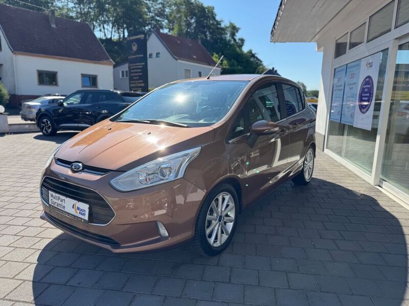 Braun Gebraucht 2017 Ford B-MAX Titanium Van / Kleinbus | 8.900 € (Fairer Preis) - Bild 1/4