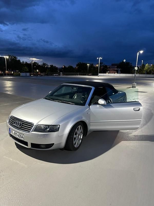 Silber Gebraucht 2004 Audi A4 Cabriolet Cabrio | 2.100 € - Bild 1/4