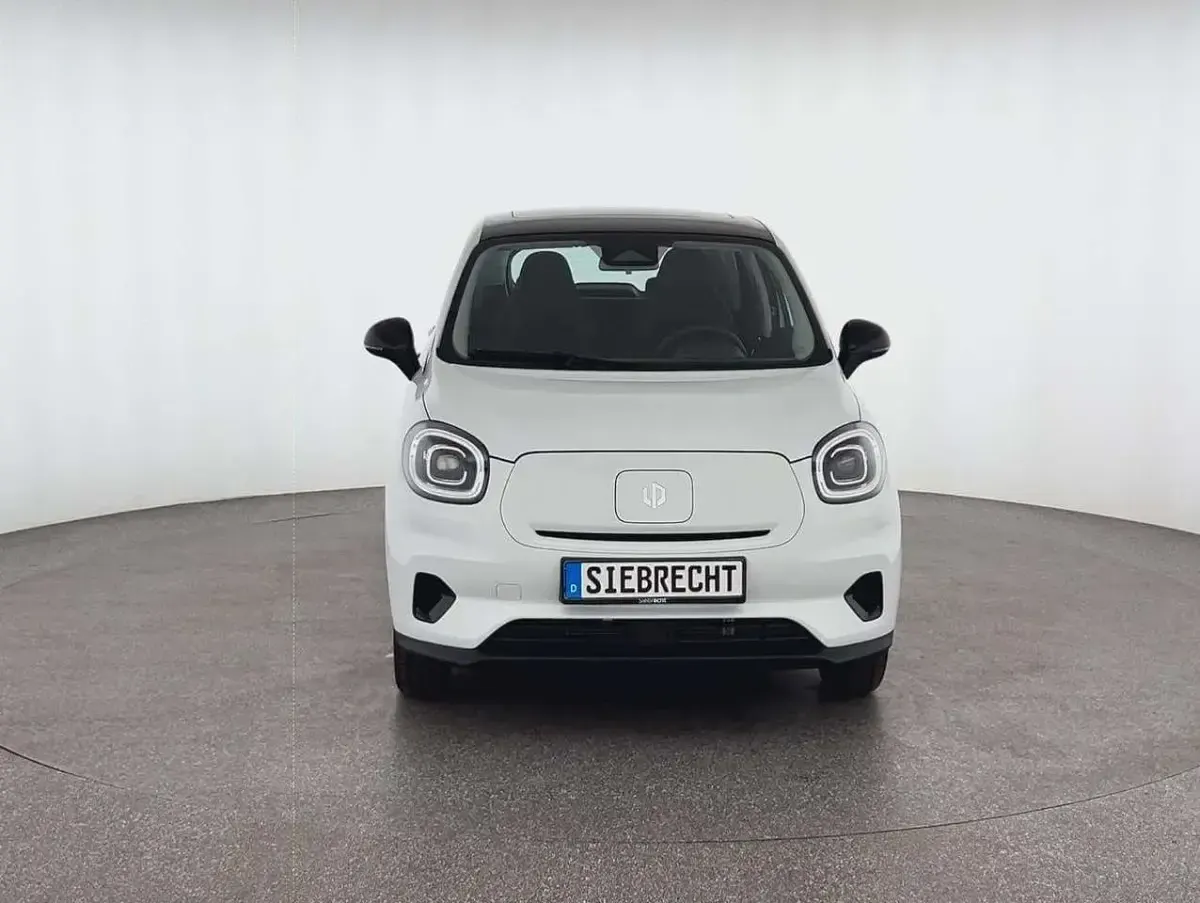 Neu Leapmotor T03 69 kW (95 PS) 2026 Weiß Kleinwagen
