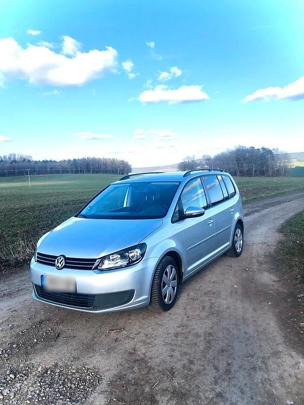 Gebraucht VW Touran 140 PS (102 kW) 2012 Silber Van / Kleinbus