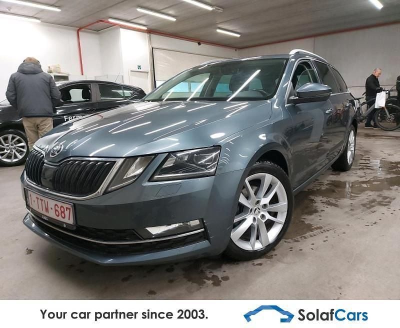 Grau Gebraucht 2018 Skoda Octavia Style Limousine | 7.865 € (Superpreis) - Bild 1/4