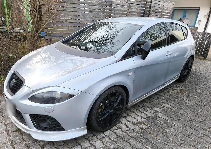 Gebraucht Seat Leon CUPRA 241 PS (177 kW) 2007 Silber Kleinwagen