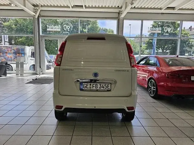 Usata Cenntro Logistar 100 25 kW (34 CV) 2023 Bianco Monovolume