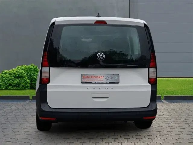 Gebraucht VW Caddy Basis 114 PS (83 kW) 2022 Weiß Van / Kleinbus