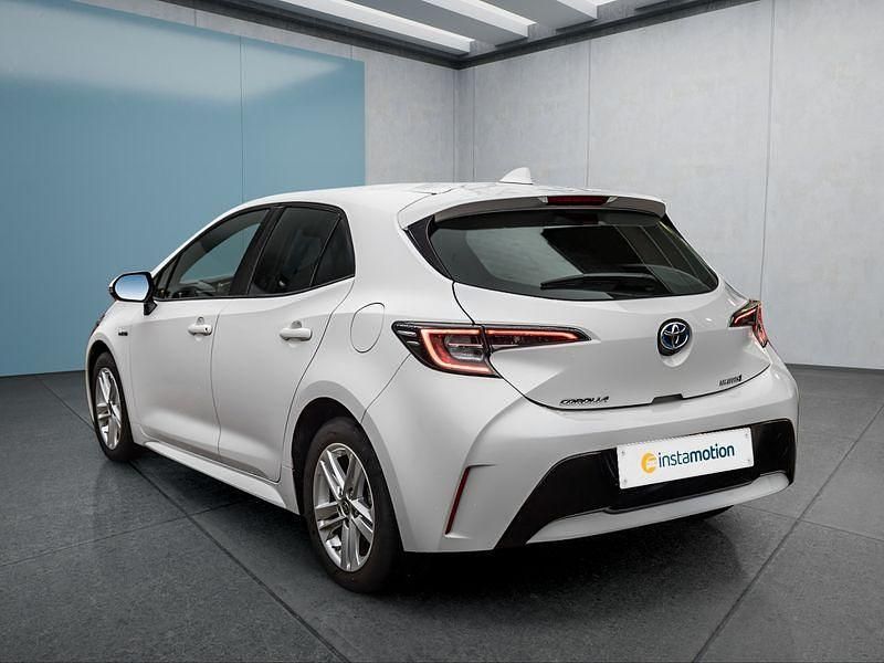 Gebraucht Toyota Corolla Hybrid 122 PS (89 kW) 2021 Weiß Limousine