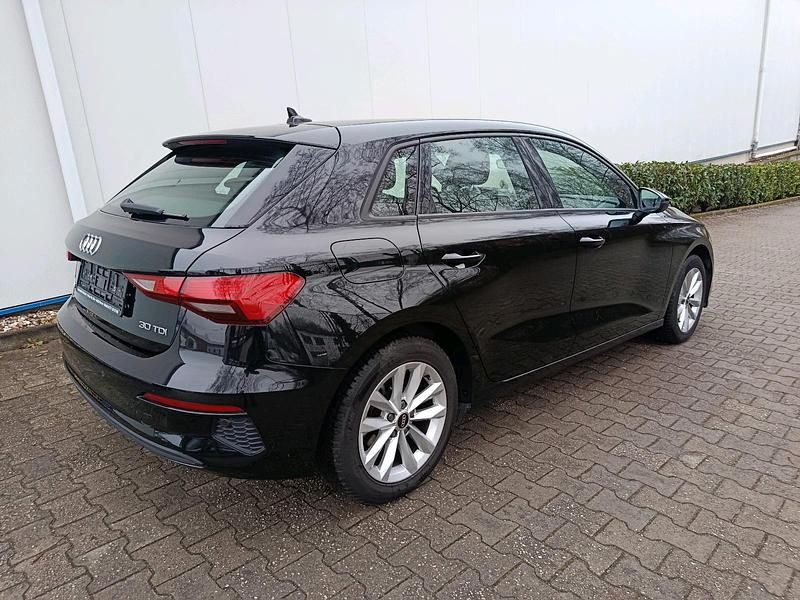 Gebraucht Audi A3 116 PS (85 kW) 2021 Schwarz Limousine