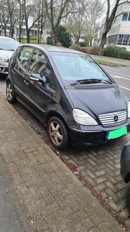 Schwarz Gebraucht 2004 Mercedes A160 Kleinwagen | 799 € (Superpreis) - Bild 1/4