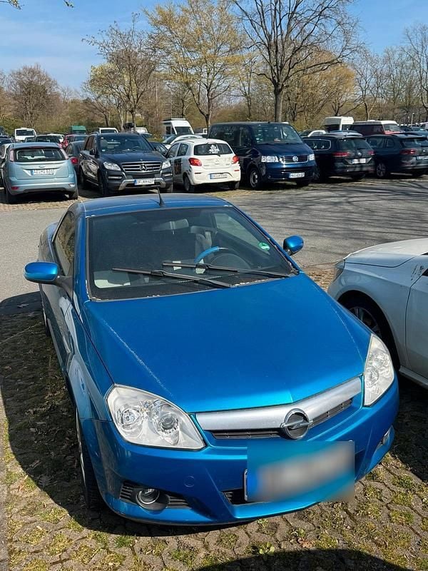 Gebraucht Opel Tigra 125 PS (91 kW) 2004 Blau Cabrio