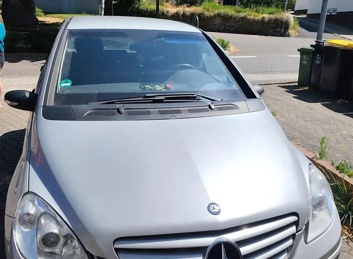 Gebraucht Mercedes B180 115 PS (84 kW) 2005 Silber Van / Kleinbus