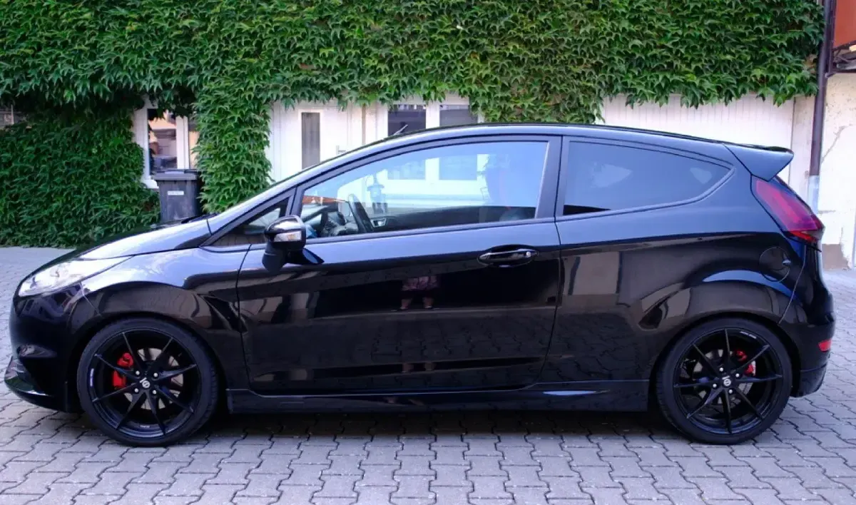 Gebraucht Ford Fiesta ST 182 PS (133 kW) 2015 Schwarz Kleinwagen