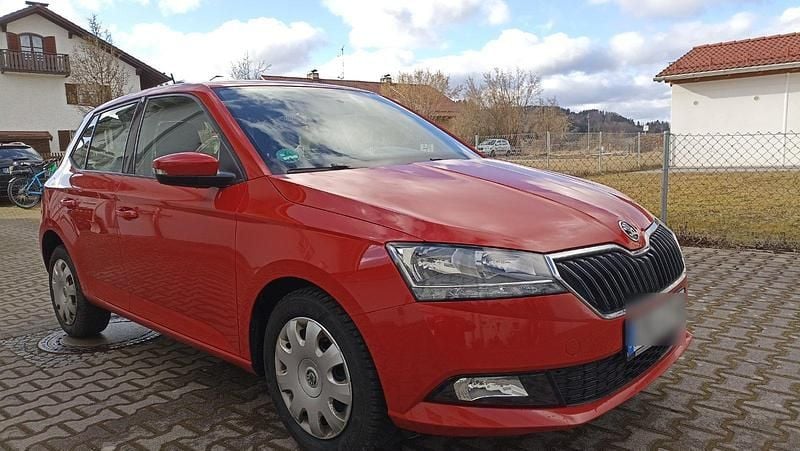 Gebraucht Skoda Fabia Active 75 PS (55 kW) 2018 Rot Kleinwagen