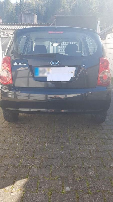 Gebraucht Kia Picanto Attract 65 PS (47 kW) 2009 Schwarz Kleinwagen