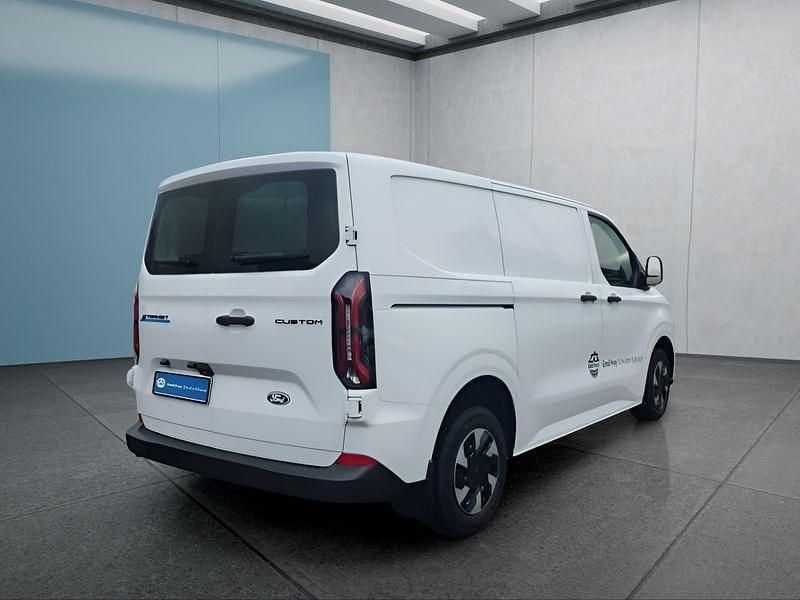 Second-hand Ford E-Transit 160 kW (218 CP) 2025 Alb Van