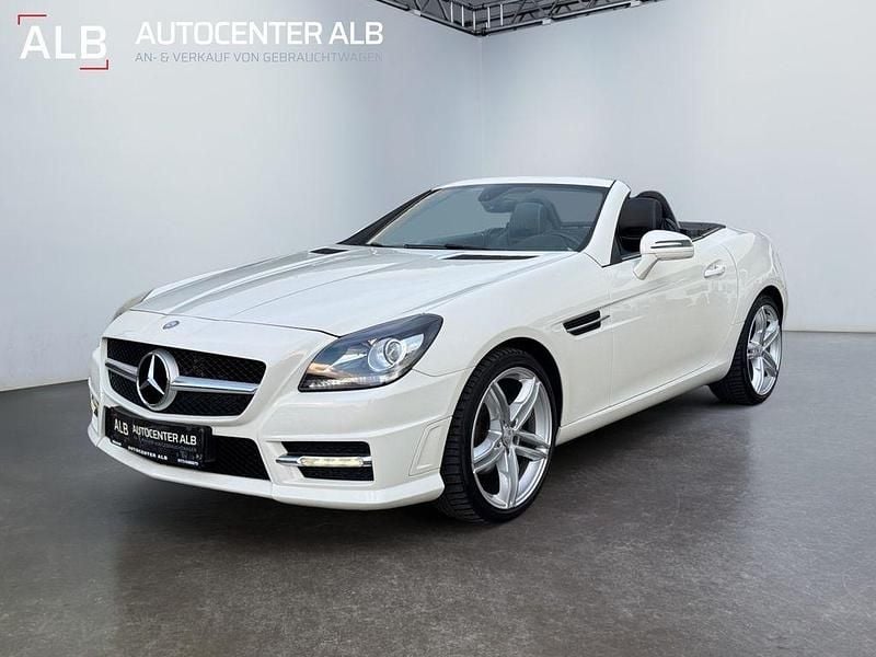 Weiß Gebraucht 2013 Mercedes SLK250 AMG line Cabrio | 17.490 € (Superpreis) - Bild 1/4