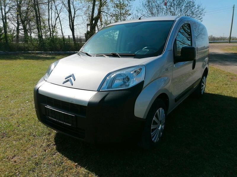 Silber Gebraucht 2013 Citroën Nemo Van / Kleinbus | 3.199 € - Bild 1/4