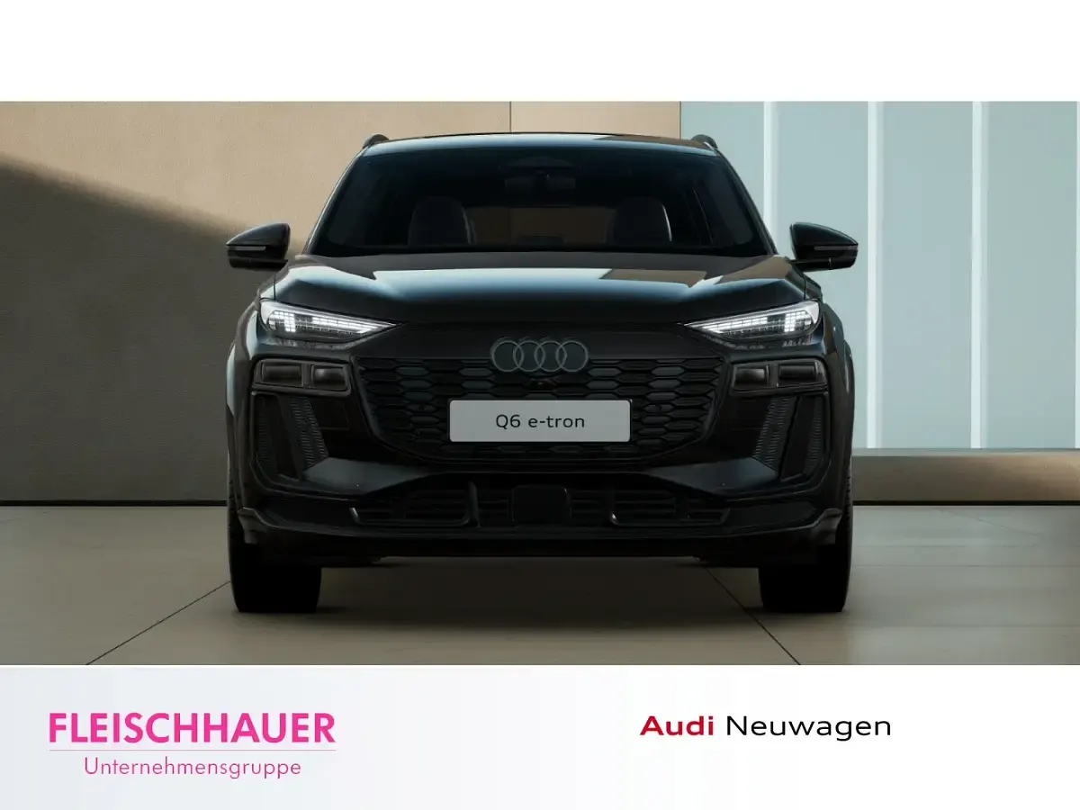 Neu Audi Q6 e-tron Business 225 kW (306 PS) 2026 Schwarz SUV