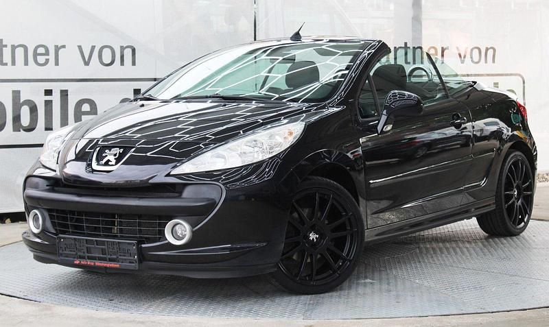 Schwarz Gebraucht 2008 Peugeot 207 CC Sport Cabrio | 3.750 € (Teuer) - Bild 1/3