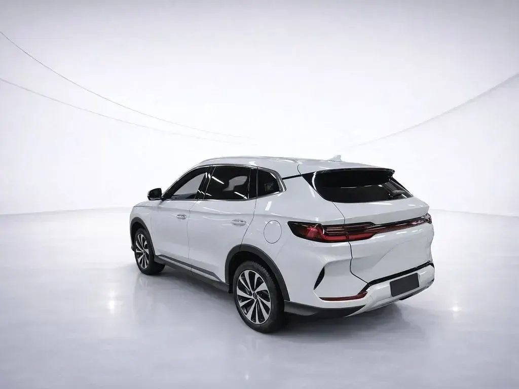 Używany BYD Seal U Boost 218 KM (160 kW) 2025 Biały SUV