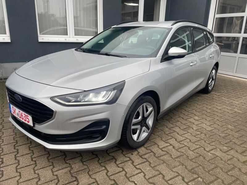 Gebraucht Ford Focus 120 PS (88 kW) 2022 Silber Kombi