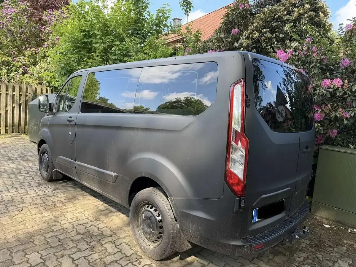 Używany Ford Transit Basis 131 KM (96 kW) 2021 Czarny Pickup
