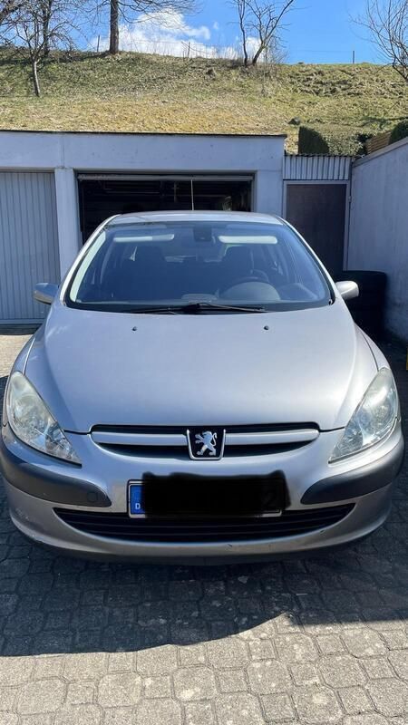 Silber Gebraucht 2004 Peugeot 307 Kleinwagen | 800 € (Guter Preis) - Bild 1/4