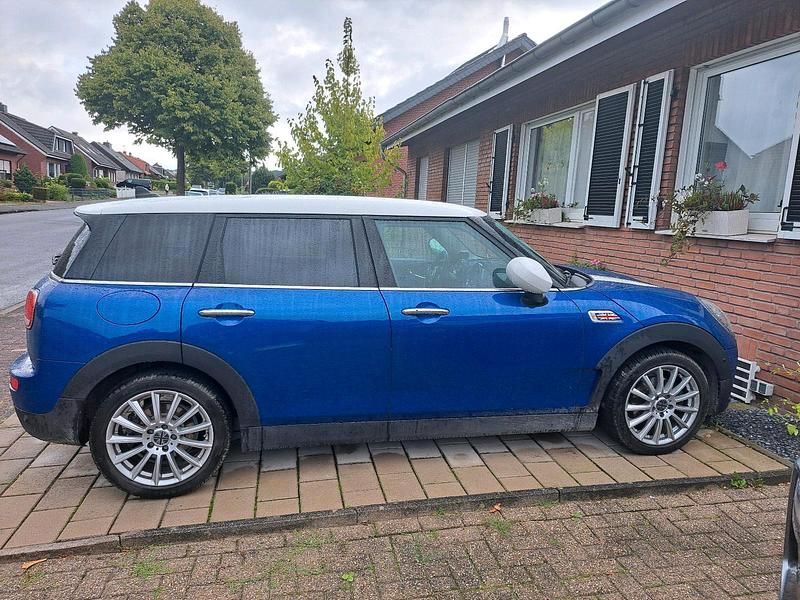 Blau Gebraucht 2019 Mini Cooper Clubman Kombi | 17.990 € (Fairer Preis) - Bild 1/4