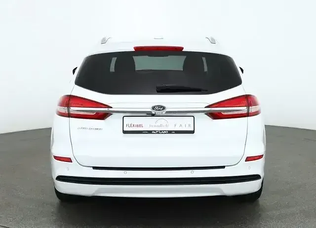 Gebraucht Ford Mondeo Titanium 150 PS (110 kW) 2020 Weiß Kombi