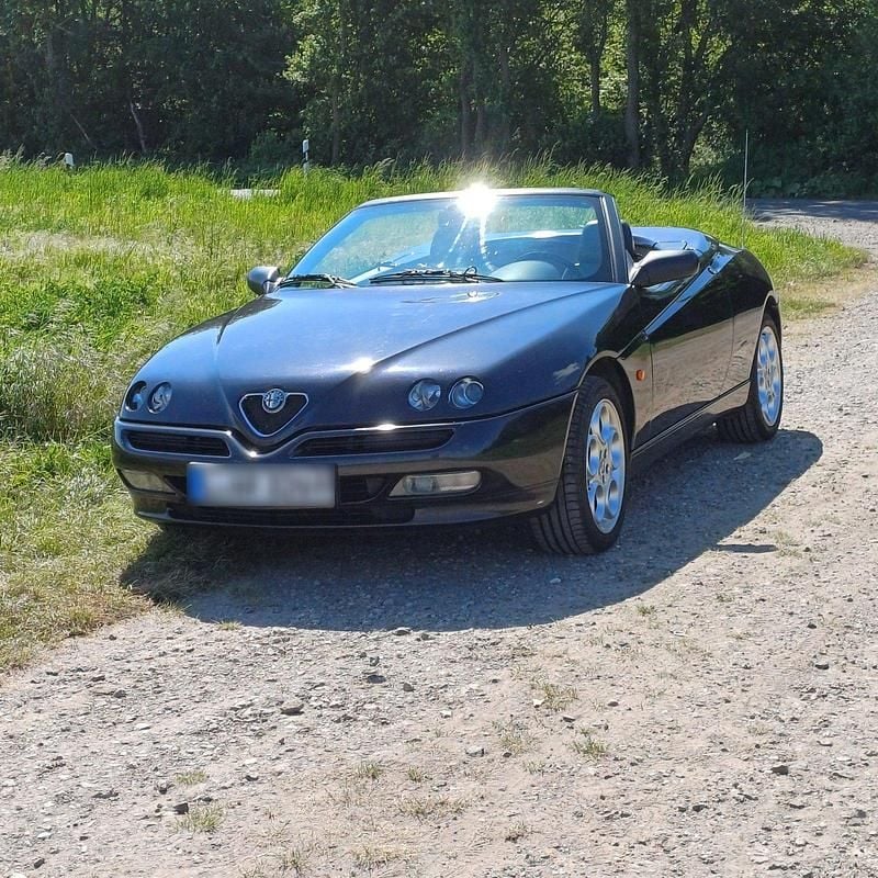 Gebraucht Alfa Romeo Spider 155 PS (114 kW) 2000 Schwarz Cabrio