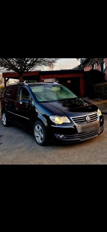Gebraucht VW Touran 140 PS (102 kW) 2008 Schwarz Van / Kleinbus