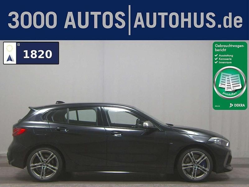 Black sapphire metallic Gebraucht 2022 BMW 135 Kleinwagen | 27.380 € (Fairer Preis) - Bild 1/4