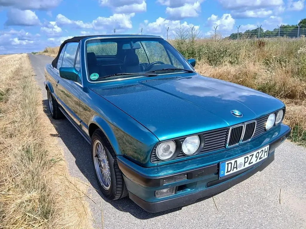 Gebraucht BMW 320 Cabriolet Sport Line 129 PS (94 kW) 1992 Grün Cabrio