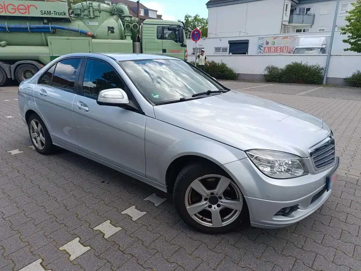 Gebraucht Mercedes 220 170 PS (125 kW) 2007 Grau Limousine
