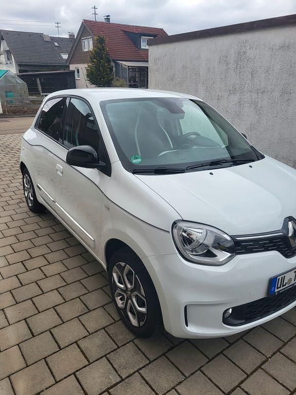 Gebraucht Renault Twingo Techno 60 kW (82 PS) 2023 Weiß Kleinwagen