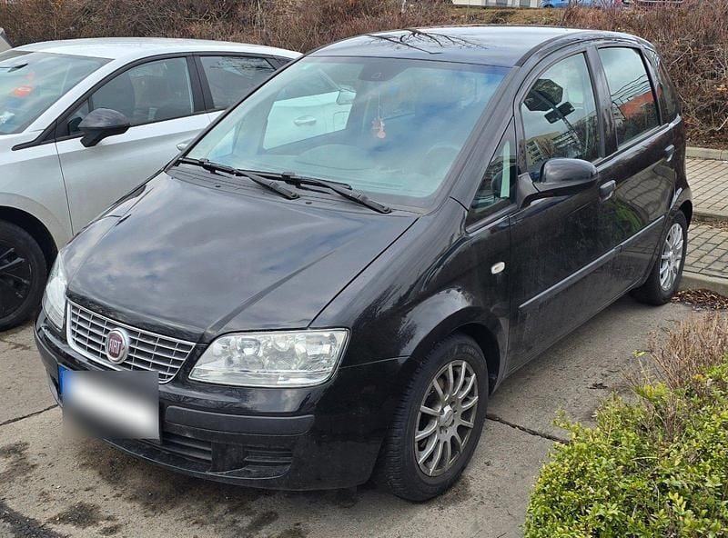 Gebraucht Fiat Idea 70 PS (51 kW) 2012 Schwarz Van / Kleinbus